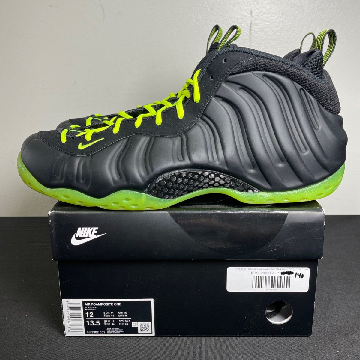 Nike Air Foamposite One Black Volt (Size 12) - aux